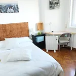 Rua Pino 110 アパート