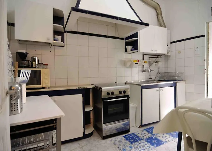 Rua Pino 110 Βίγκο